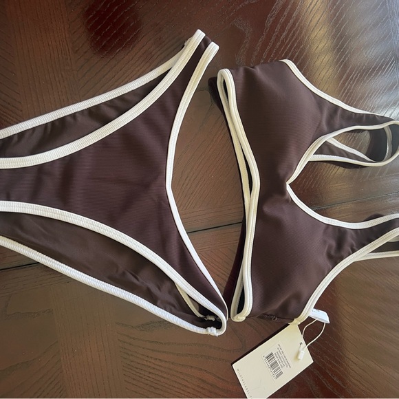 NWT XS 3 Piece Bikini w/skirt. Elegant Chocolate Color with white accents - Picture 2 of 8